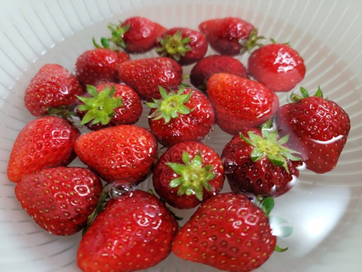 いちごの食べ方