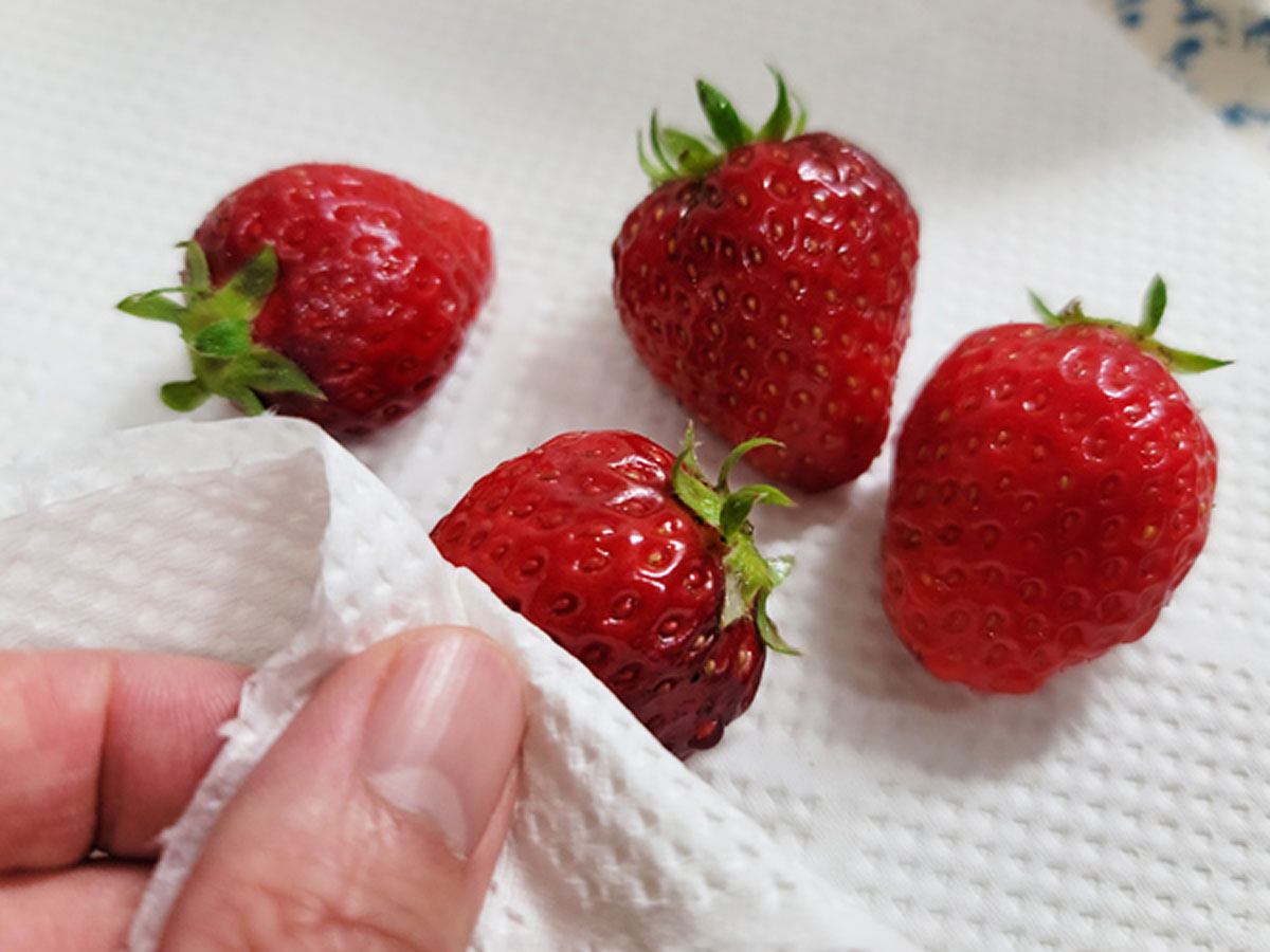 洗う前にヘタを取らないで いちごの食べ方 意外と知らないルールたち 女子spa