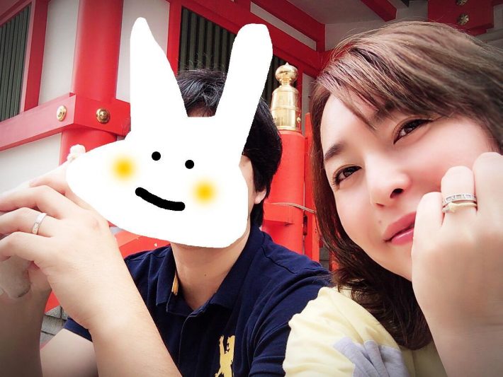 入籍当日。新宿・花園神社で