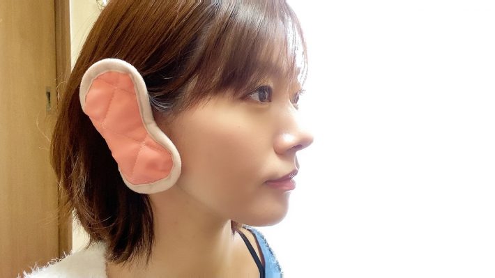 頭を大きく振ってもさほどズレません