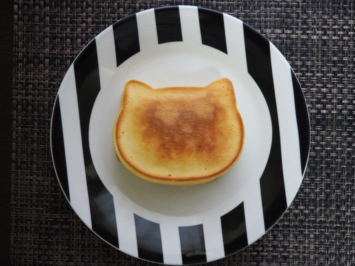 串を刺して生地がつかなければ、完成です