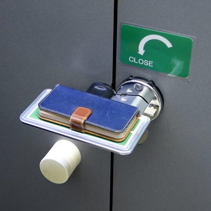 絶対に忘れ物をしないPA・SAのドア