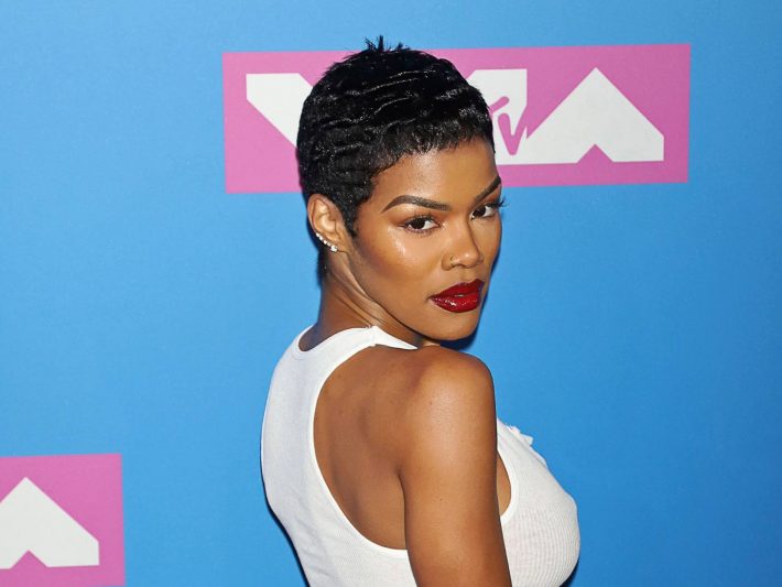 テヤナ・テイラー