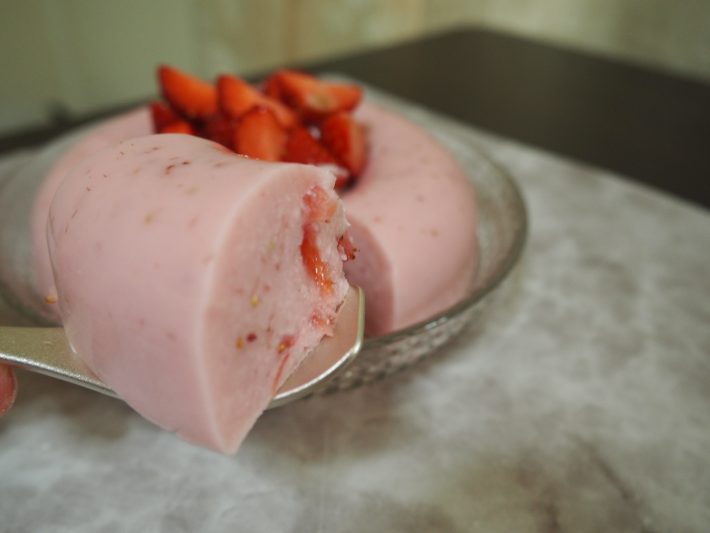 いちごのピンクが濃くて、カワイイ