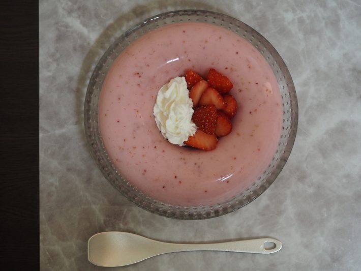 いちごのババロア作りに挑戦