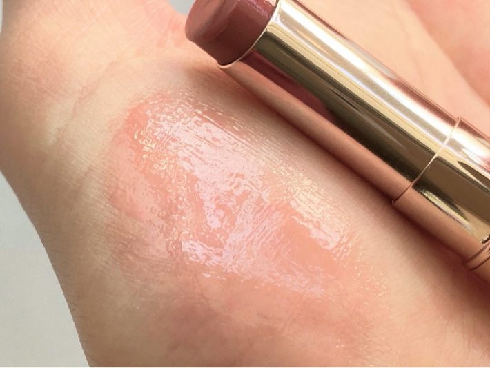 ちゅるんとしたツヤのある質感と透明感が魅力