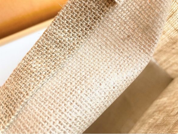 内側はツルツルで汚れがつきにくい