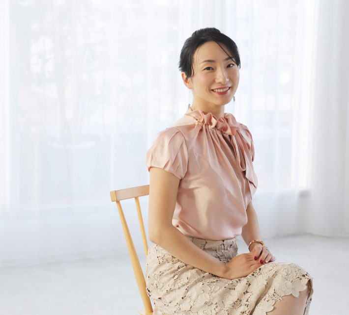 副所長・柿添あいさんの私服