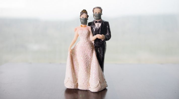 コロナ　結婚式