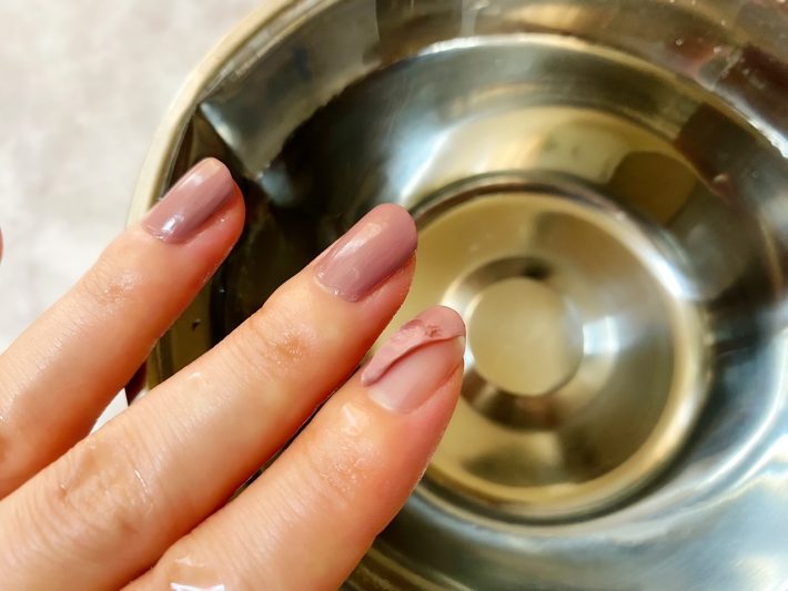 カラーの端がほどよくめくれてきます