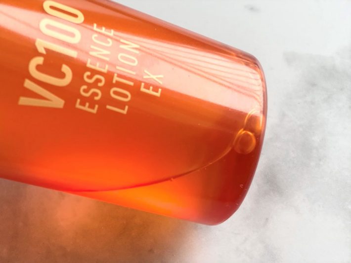 美容液級の成分クオリティを誇るビタミンC化粧水