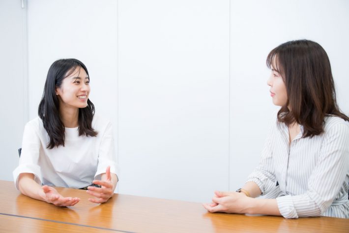 牧野紗弥さんと筆者