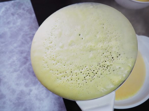 キレイに張りついています