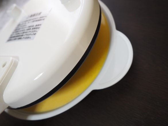 プレートに生地をつける