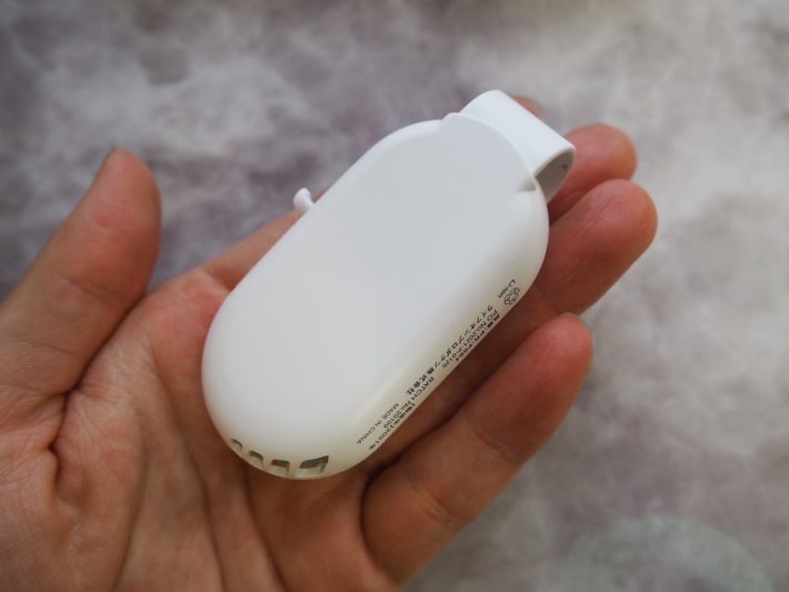 マスクに付けるのにはやや大きく存在感がある