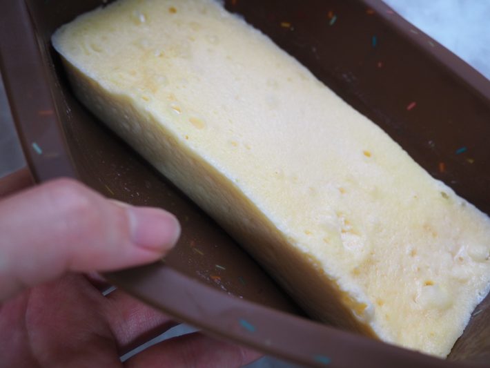 ツルンとケーキを取り出すことができました