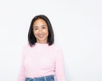 大人ピンクの着こなし方