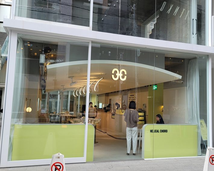 東京・表参道のランチ・カフェ激戦エリアにオープンした「HELICAL　CHORD JEWELRY＆ CAFE」