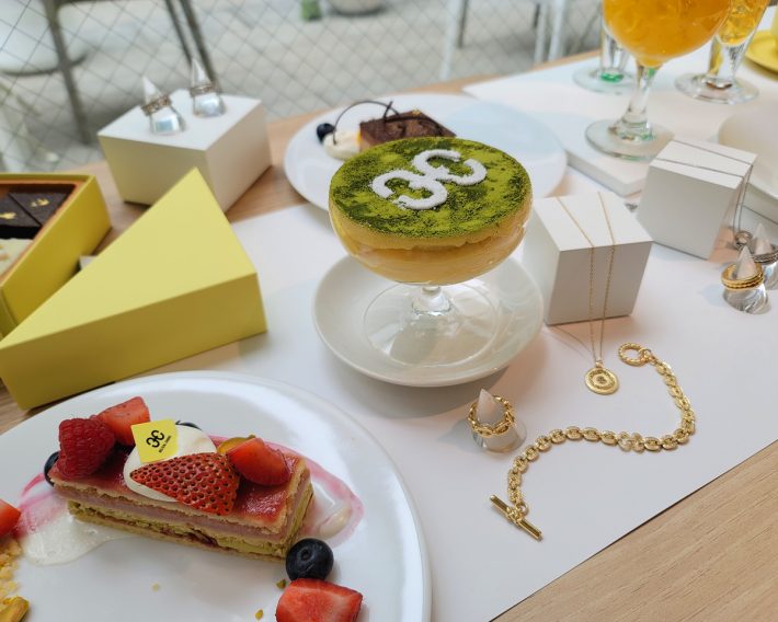 銀座で予約が取れないイタリアンとして話題を集めている「Giovanni」とのコラボを中心に、店内ではこだわりのスイーツが楽しめる