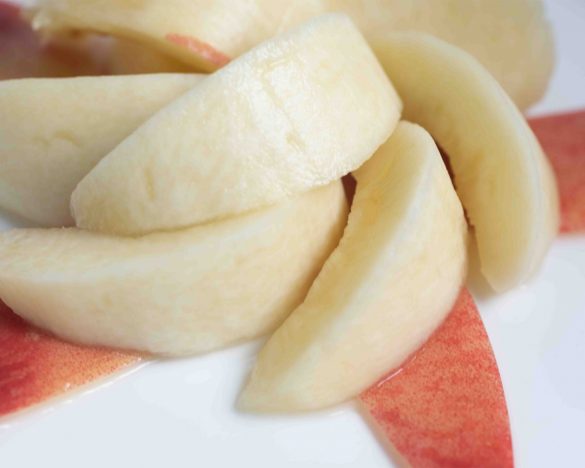 選んだ桃をきれいに切って食べてみよう