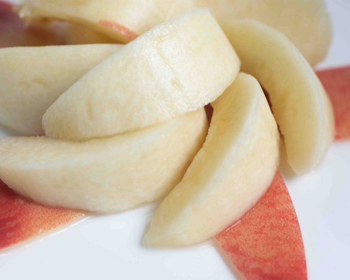 選んだ桃をきれいに切って食べてみよう