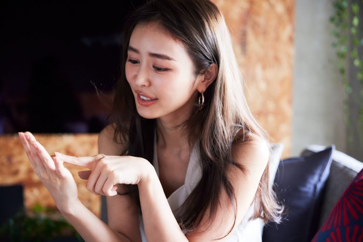 加治ひとみさん