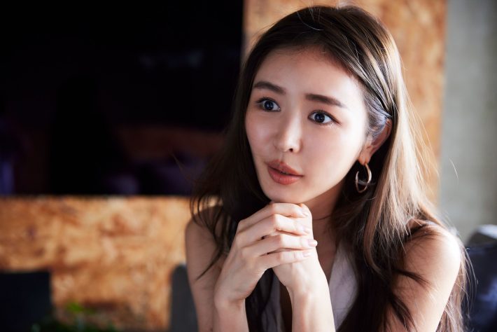 加治ひとみさん