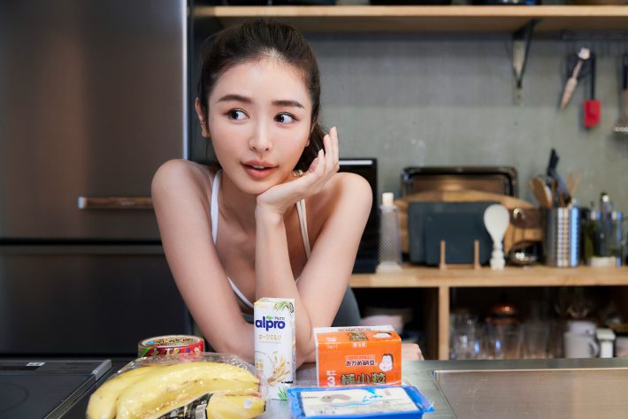 加治ひとみさん