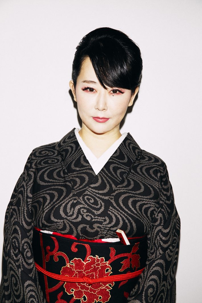 ままごと感がなく生々しいのが日本版の魅力