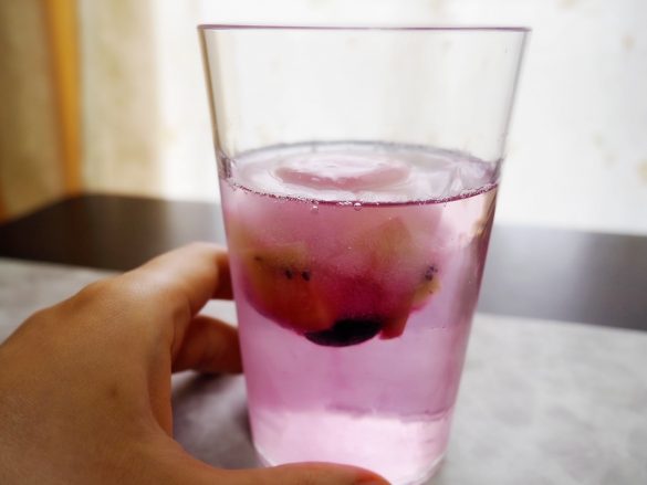 フレーバーウィーターにしても、お酒とあわせても◎