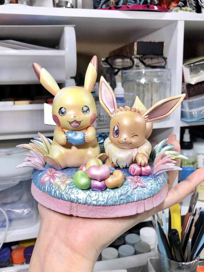 After（MAマンさん塗装後）/パステルメタリックに仕上げたピカチュウとイーブイ（ポケットモンスター）のフィギュア