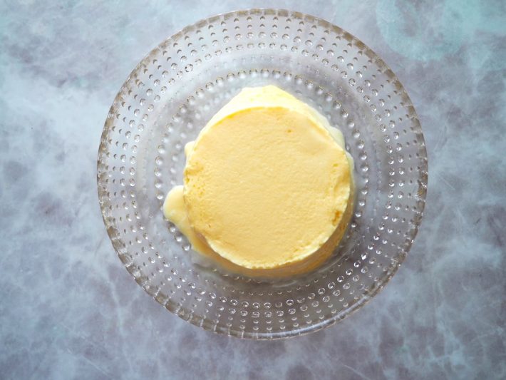 カラメルソースなしのプリンって