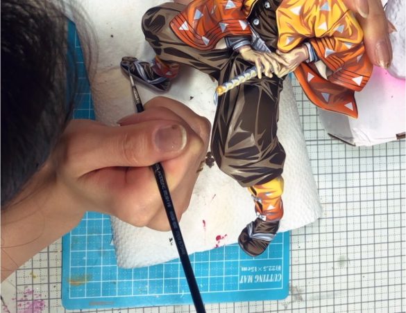 作業中の様子 /我妻善逸（鬼滅の刃）のフィギュア