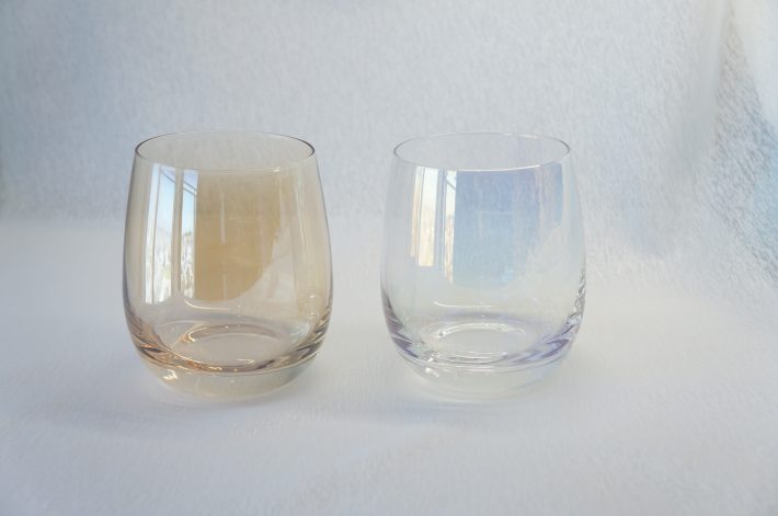 3coins「オーロラグラス」／330円