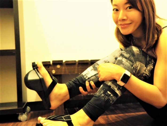 高木沙織サンダル_1