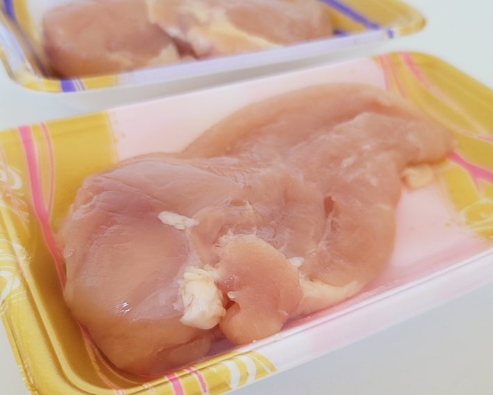 家計に優しいお肉と言えば、「鶏むね肉」