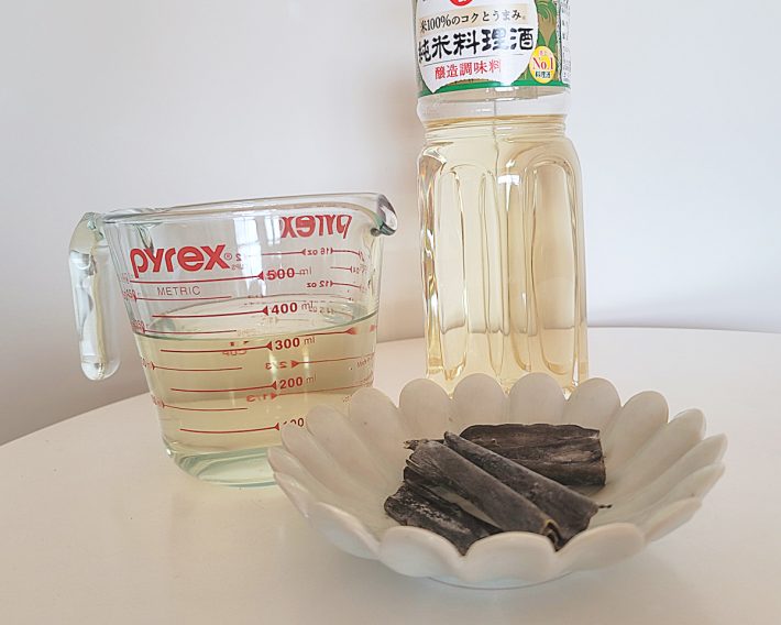 「昆布酒」は、干し昆布を酒と合わせた“魔法の調味料”