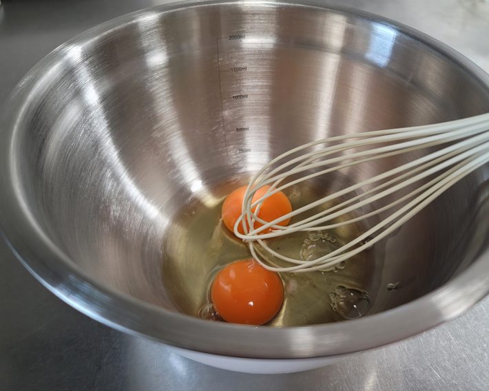 高さがあるので、食材を混ぜてもこぼれにくくかき混ぜやすい