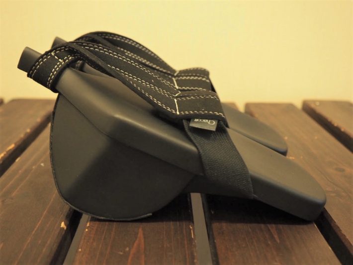 高木沙織サンダル_2