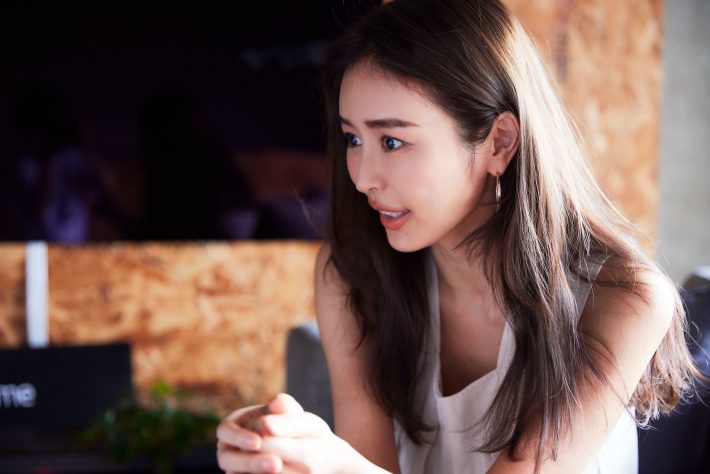 加治ひとみさん