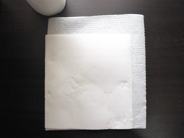 普段使ってるキッチンペーパーのほうがやや厚い