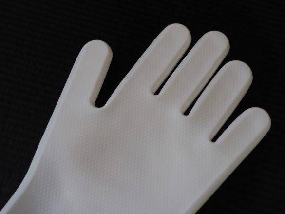 手袋とブラシが一体化