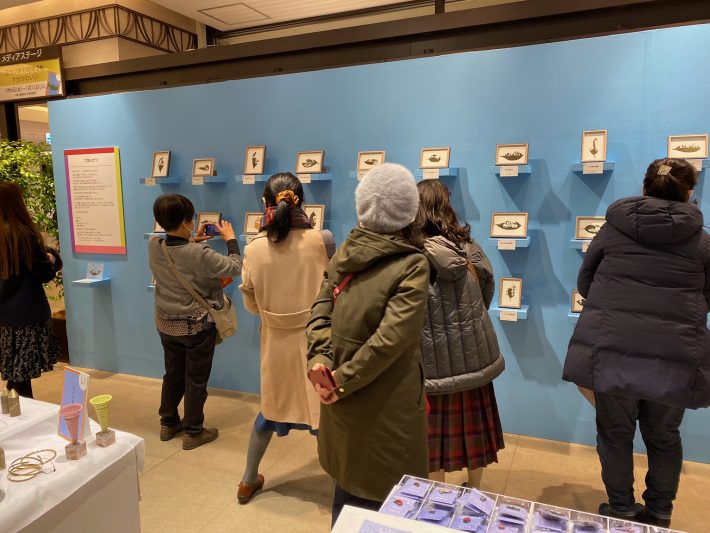 2021年1月に博多で開催された初の個展の様子。