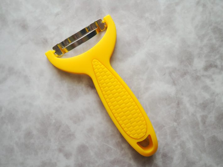 「コーンピーラー（100円/税抜）写真2