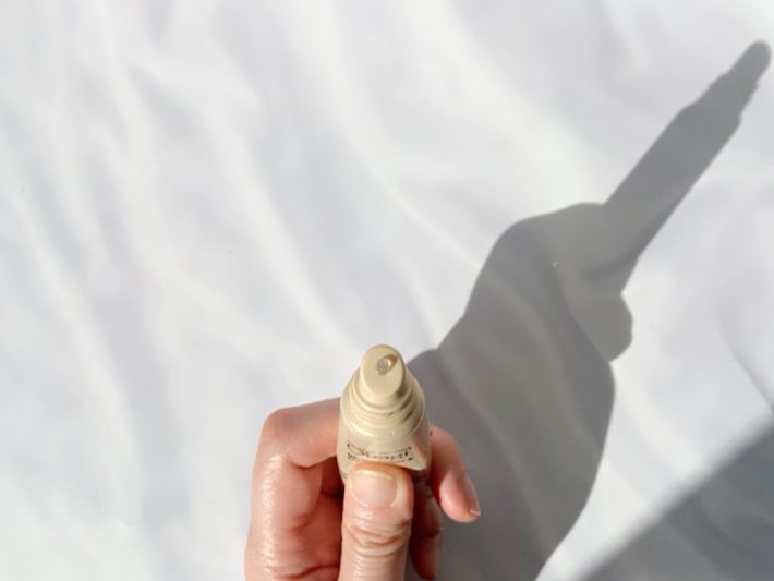 チューブを押すとエッセンスが出る仕組み