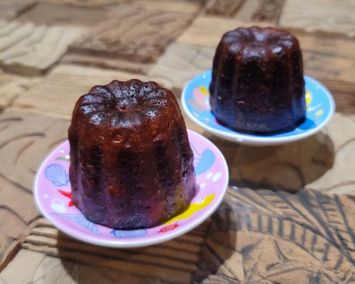 ナチュラルローソンで人気の「カヌレ」（税込150円）