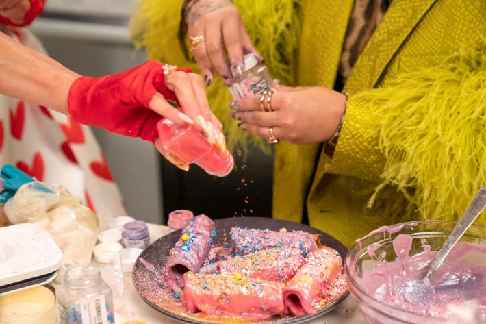 Netflixシリーズ『パリスとお料理』独占配信中