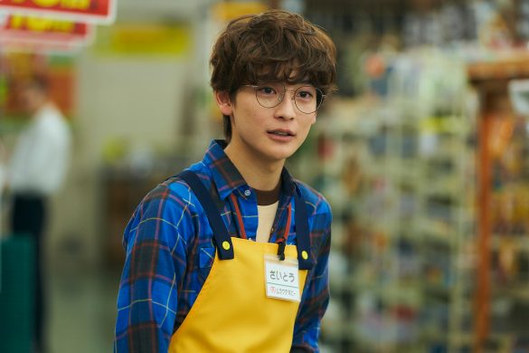 監督はバイクで逃げる