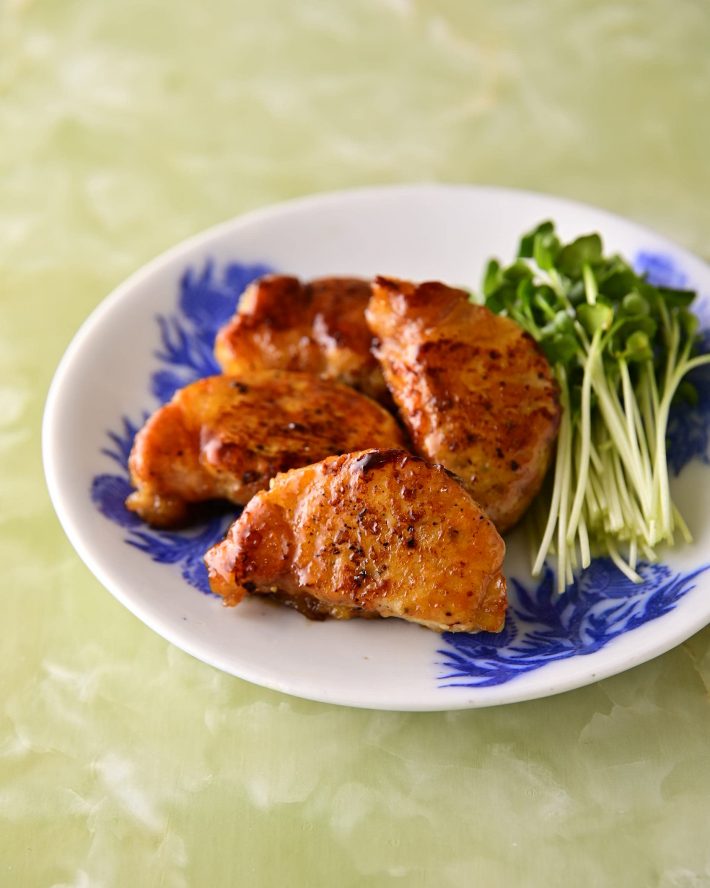 「自宅が10分で居酒屋に! 魔女っこれいの絶品おつまみレシピ」より