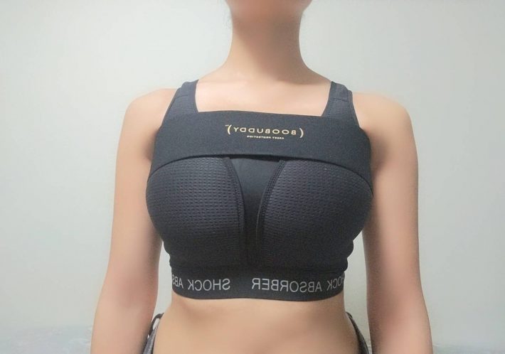 スポーツブラ